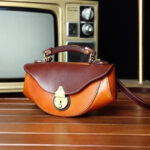 Handmade handbag with genuine leather texture, sailboat toe cover layer, cowhide crossbody - Image 4