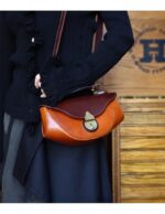 Handmade handbag with genuine leather texture, sailboat toe cover layer, cowhide crossbody - Image 3