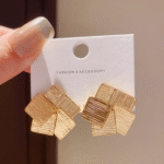 Fashion design gold color earrings - Image 4